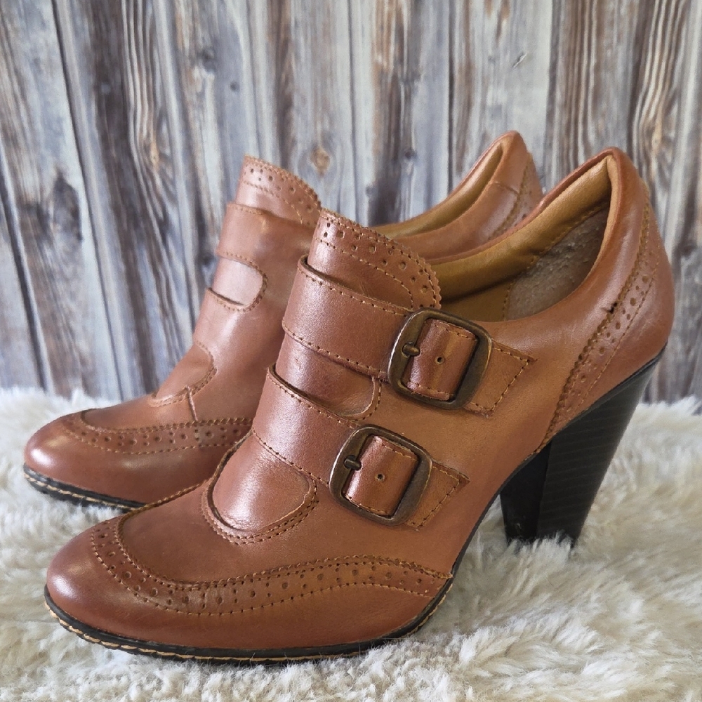 Eurosoft Tan Women's Heels with Buckle Detail Size 10